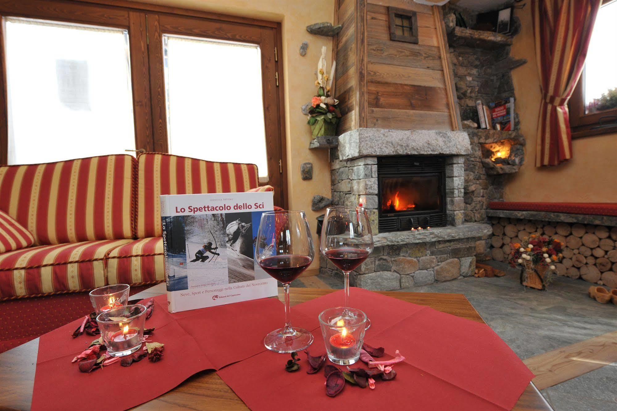 Le Petit Abri Hotel Champoluc